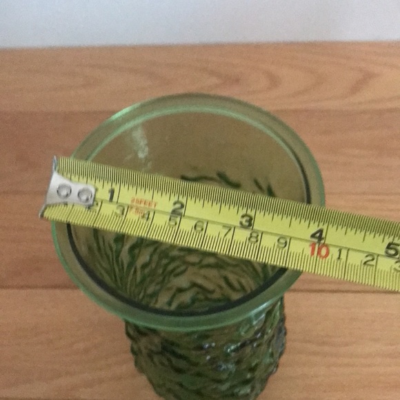 Vintage EO Brody emerald green crinkle/ depression / Indiana glass vase - Picture 3 of 3